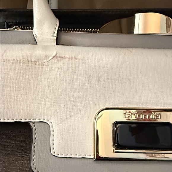 Cromia handbag that can also be worn as crossbody - Picture 6 of 8